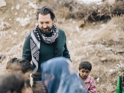 سرپناه ساختن بهرام رادان برای کپرنشینان؛ کار خیری که پربازدید شد+عکس