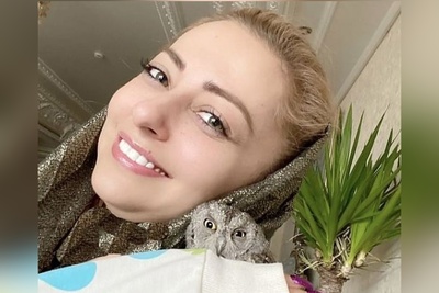 درد و دل نفیسه روشن با جغد خانگی‌اش: دور سرت بگردم من، تو میفهمی اما آدمها نمیفهمن! +ویدیو