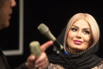 تیپ زدن صبا راد برای رفتن به کلاس درس! با کفش پاشنه بلند آخه؟!