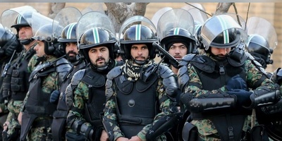 ویدئویی از صحبت‌های یک گارد ویژه میلیونی شد / وقتی هم‌وطن در اولویت قرار می‌گیرد ❤+فیلم