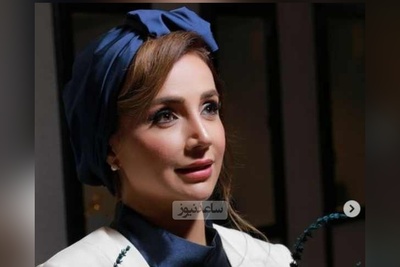 ایده سلطنتی پیراهن مجلسی به سبک شبنم قلی خانی با ترکیب رنگ عالی + عکس / چقدر خوب با گل های آبی و سرمه ای پس زمینه ست کرده