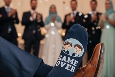 اوج خلاقیت در تولید جوراب؛ وقتی تولیدکننده با عبارت «Game Over» با داماد شوخی می‌کند!👌 +عکس