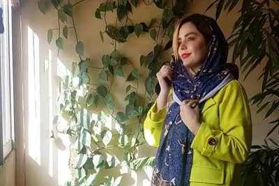 چرخی در منزل سپیده خداوردی، مرضیه‌یِ آوای باران؛ از مبلمان شیک آجری و یاسی رنگ تا فرشهایی منحصربفرد به سبک خانه نوعروس‌ها +ویدیو