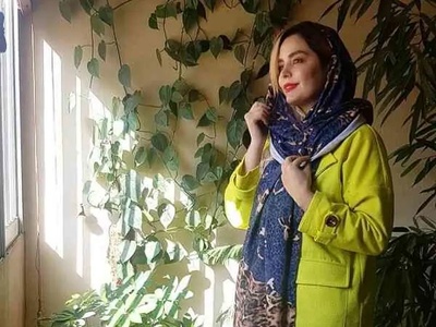 چرخی در منزل سپیده خداوردی، مرضیه‌یِ آوای باران؛ از مبلمان شیک آجری و یاسی رنگ تا فرشهایی منحصربفرد به سبک خانه نوعروس‌ها +ویدیو