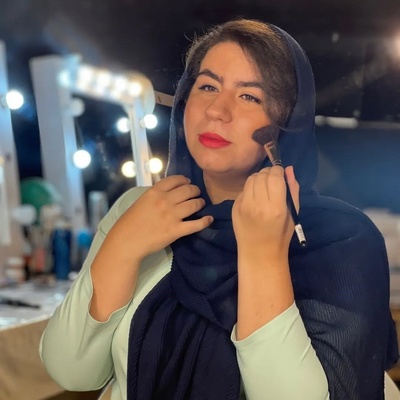 نگاهی به تغییر چهره صهبا شرافتی، بازیگر سریال « نون خ» / خانوم بازیگر در 27 سالگی با استایل منحصربه فرد اصلا قابل شناسایی نیست