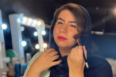 نگاهی به تغییر چهره صهبا شرافتی، بازیگر سریال « نون خ» / خانوم بازیگر در 27 سالگی با استایل منحصربه فرد اصلا قابل شناسایی نیست