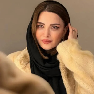 ببینید| روایت تصویری از یک شب احساسی؛ چرا بهنوش طباطبایی در اجرای زنده خواننده پرطرفدار کنترل خود را از دست داد؟