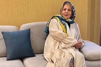 قصر آرامشِ پوراندخت مهیمن؛ تماشای چیدمان اعیانی و عروس‌پسند خانم بازیگر از پذیرایی کلاسیک تا جادوی رنگ آجری و طوسی در روح‌بخشی به فضای نشیمن + ویدیو