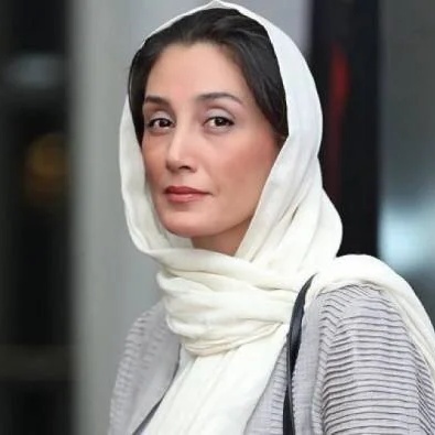 معشوق هدیه تهرانی بالاخره پیدا شد؛ جناب خان از پژمان بازغی میخواد شماره هدیه رو گیر بیاره+ ویدیو/ ماشالا چقدم کراش داره😁