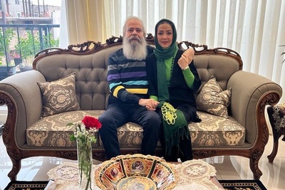 نگاهی به دکوراسیون منزل شاهانه و مجلل سارا صوفیانی و همسرش که چیزی کمتر از قصر نداره؛ از چلچراغ کریستالی و دیزاین رومی قسمت ورودی خانه تا میز بیلیارد و وسایل عتیقه/ اینجا آدم پیر نمیشه