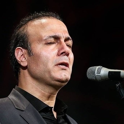 دانلود آهنگ جدید ما وارثان دردهای بی شماریم از علیرضا قربانی /ما ما سرزمینی دور و تنها در غباریم! ما چیزی به غیر از غم به غیر از هم نداریم...