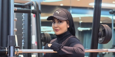 جلسه کاری مریم معصومی در لابی یک هتل لاکچری و معروف😎