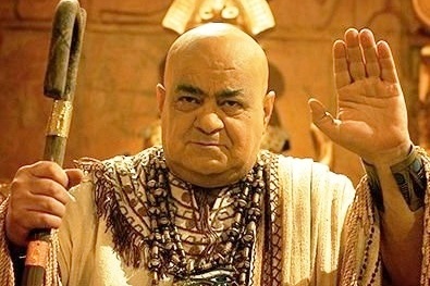 عباس امیری مقدم بازیگر نقش«آنخ ماهو» در سریال یوسف پیامبر دم آخری تغییر چهره داد