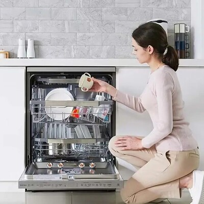 (عکس) 9 ترفند کاربردی و طلایی برای کاهش مصرف برق ماشین ظرفشویی در تابستان