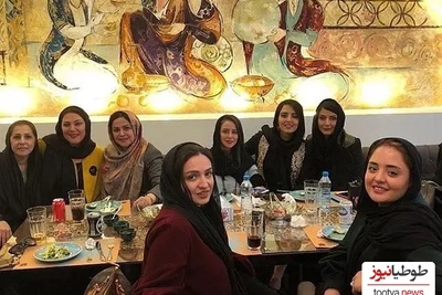 مراسم افتتاحیه رستوران طاقچه لاله اسکندری با حضور دسته جمعی بازیگران و هنرمندان ایرانی در نزدیکی آرامگاه حافظ/ نرگس محمدی، الناز حبیبی، گلاره عباسی، سمیرا حسن پور، محمدرضا هدایتی و...