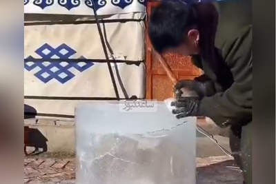 خلاقیت عجیب و جالب مردم مغولستان برای ساختن فریزر در سرمای زمستان + ویدیو
