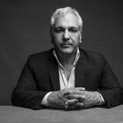 (ویدئو) صحبت‌های تامل‌برانگیز مهران مدیری کارگردان شش ماهه: کاش بچه‌هامون از بچگی استعدادیابی میشدن/ ما همه چی خوندیم ولی هیچی یادمون نیس فقط سواد داریم!