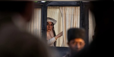 سکانس برتر سریال «بامداد خمار»/عاشق هم میشین اینجوری مثل دانیال پورصباح عاشق ترلان پروانه بشین/فقط ببین چجوری خودشو به آب و آتش میزنه