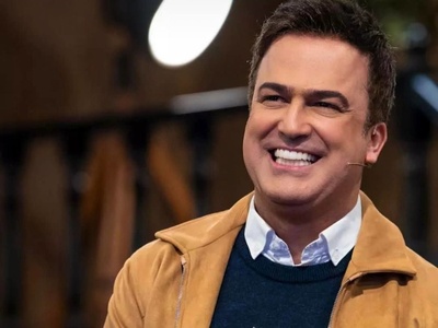 این ویدیو رو با هندزفری گوش کن! تُرشه کونوس یا رپ گیلانی؟/ حامد آهنگی از خنده غش کرد!!