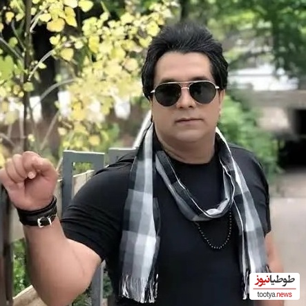 خداحافظی تلخ و شبانه خانواده امید جهان با پیکر او در شهر بم/ روحش شاد و یادش گرامی😔🖤