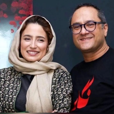 مهمان ویژه روی کتاب‌های دختر نگار جواهریان؛ عکسی که علاوه بر برانگیختن احساسات، لبخند را به لبتان می‌آورد!