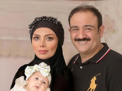 (فیلم) عاشقانه های خنده دار مهران غفوریان و همسرش در نیسان آبی با آهنگ تایتانیک!