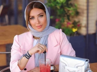 چیدمان قسمتی از منزل مینا مختاری با فنجون و نعلبکی ساده و مینیمال/ سلیقه پینترستی همسر بهرام رادان+عکس