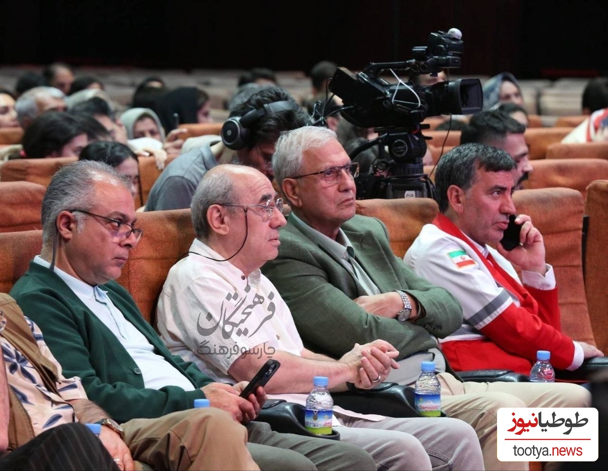 شب تقدیر هنرمندان خانه موسیقی و خانه سینما از امدادگران جنگ رمضان