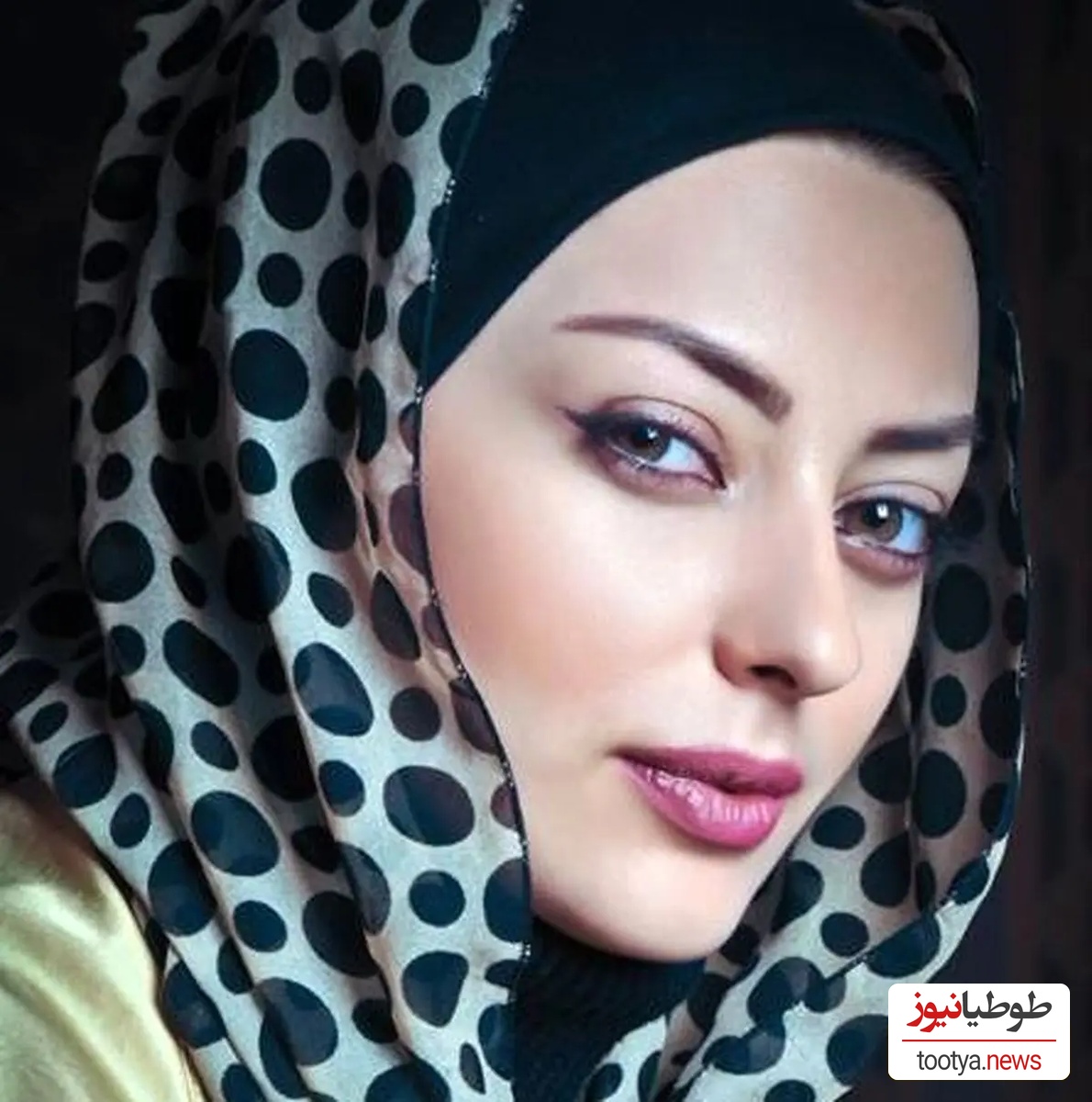 نگاهی به استایل متفاوت نفیسه روشن با پالتوی خوشرنگ و گوشواره های ست!