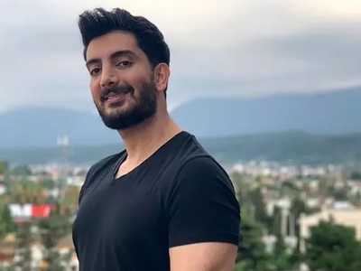 رونمایی متفاوت از همسر فرزاد فرزین؛ شیوا کاکاخانی بالاخره آفتابی شد؟ /وقتی فرزاد فرزین غرق در تماشای همسرش است