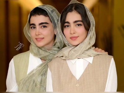 سورپرایز متفاوت دوقلوهای محسن تنابنده برای مادرشان در روز مادر؛ لوکیشن، رستوران و تبریک در قالب شبکه خبر!+ویدیو/ طفلی مامانشون چقدر سورپرایز شد😍