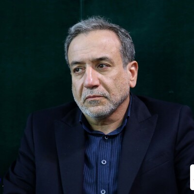 زندگینامه شخصی و اجتماعی سید عباس عراقچی /ویدئویی از درد و دل حزن انگیز وزیر پیشنهادی امور خارجه پزشکیان با امام حسین/ +فیلم و عکس‌های جذاب و دیدنی