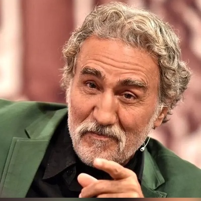 ( ویدیو) ادعای جنجالی و عجیب رضا توکلی درباره کارگردان مشهور/ فیلمنامه لیلی با من است را از من زدند!