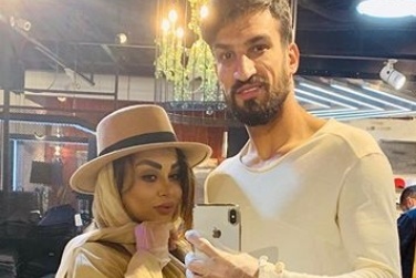 ⁨قصه عاشقانه حسین ماهینی و همسرش: چقدر به من گفتین زن ذلیل درصورتی که زن ذلیل نیستم، عاشقشم! واقعا پشت هر مرد موفق، یک زن تمام عیار ایستاده