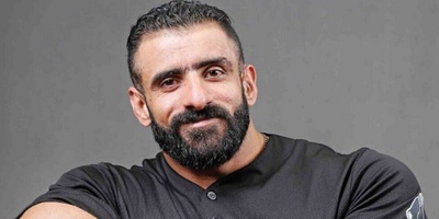 سنگ تمام هادی چوپان برای شهریار فوتبال ایران: علی دایی تنها کسی که همیشه پزشو میدم جز علی دایی پهلوانی نمی‌بینم! اگر بازیگر شوم نقش قاتل و آدم کش را بازی می‌کنم!