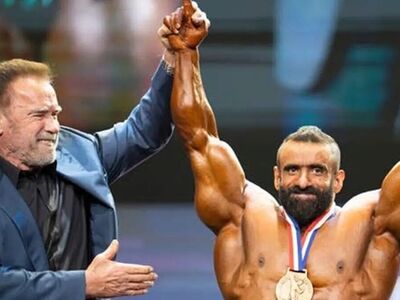 رونمایی از اسب آهنین هادی چوپان؛ ماشین فوق لاکچری گرگ پارسی همه را شوکه کرد!