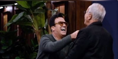 (ویدیو) لحظات تاریخی و تکرارنشدنی شب آهنگی با رضا نیکخواه / میگه توتونشون عروسی میشه 😂