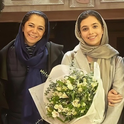 لحظه برنده شدن نفس بازغی به عنوان بهترین بازیگر نوجوان سال + ویدئو