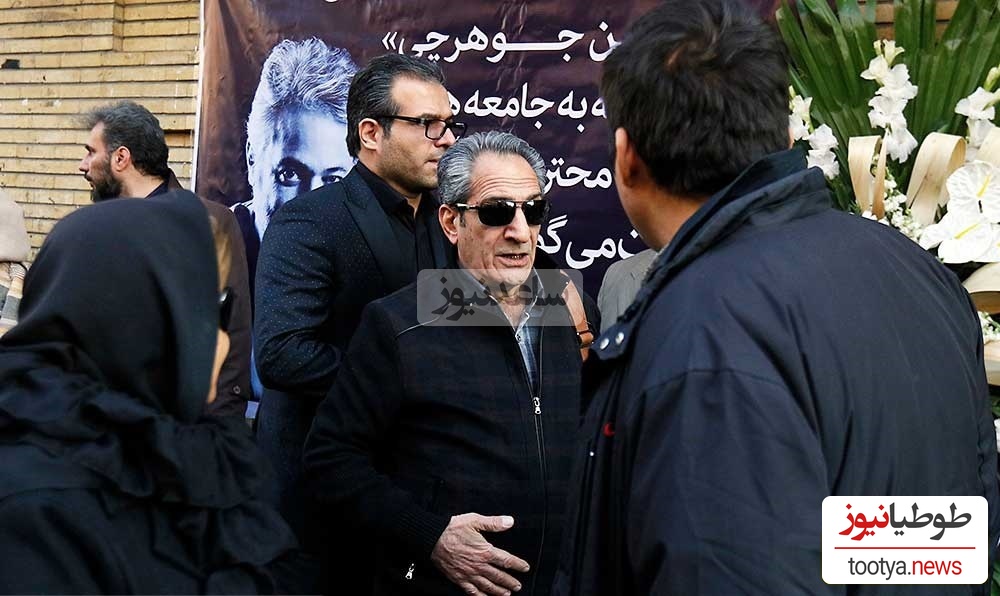 مراسم تشییع و ختم حسن جوهرچی این چنین برگزار شد؛ از چیدن میزعزایی ساده در مسجد تا بی‌قراری دخترش و دلداری دادن جواد هاشمی به پدر حسن جوهرچی+فیلم و عکس