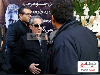 مراسم تشییع و ختم حسن جوهرچی این چنین برگزار شد؛ از چیدن میزعزایی ساده در مسجد تا بی‌قراری دخترش و دلداری دادن جواد هاشمی به پدر حسن جوهرچی+فیلم و عکس