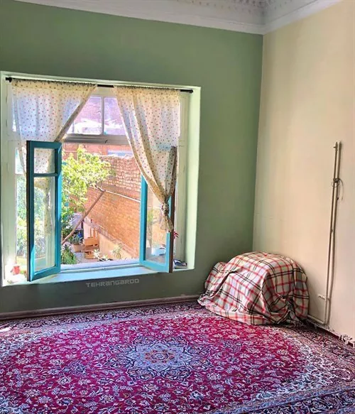 حس و حال پر از آرامش خونه های نوستالژی و قدیمی بچه ای دهه ی شصتی/ از حوض های توی حیاط، کرسی، چراغ نفتی و ...+تصاویر