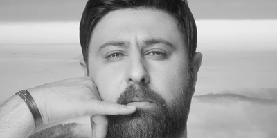 دانلود آهنگ «عشق فوق العاده» از محمد علیزاده + متن ترانه/کی می خوای بشینی تا من
واست از خودم بگم باز