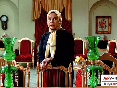 نگاهی به چیدمان منزل مهرانه مهین‌ترابی بازیگر سریال آنام/ دکوراسیون اصیل شامل کتابخونه، سیستم صوتی، مجسمه های دکوراتیو، فرش بلوچی طرح گلیم و...