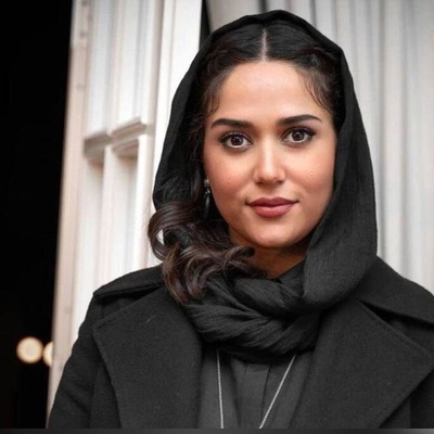 (ویدیو) ماجرای عجیب سرقت کیف پریناز ایزدیار از زبان خودش