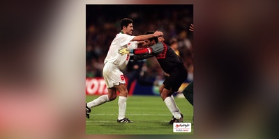 نگاهی به کیک تولدخاص و  منحصر به فرد عقاب آسیا، احمدرضا عابدزاده/ قابی زیبا به همراه علی دایی، کریم باقری و افشین پیروانی