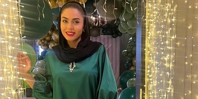 نگاهی به جشن تولد پرطمطراق 35 سالگی آزاده زارعی، بازیگر سریال «آوای باران» با خلاقیت تحسین برانگیز اوستا قناد تهرانی + تصاویر