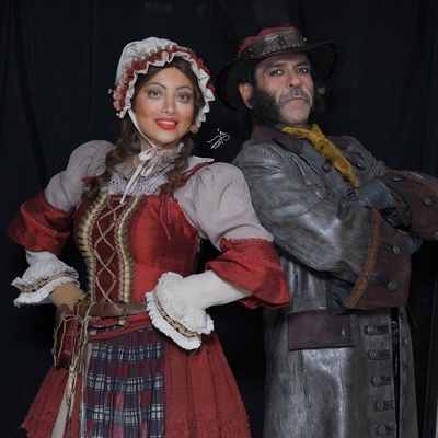 اکران روز: نگاهی به تیپ و استایل ویکتوریایی بهنوش طباطبایی در پشت صحنه نمایش الیور توئیست با حضور هوتن شکیبا، سیامک انصاری و...