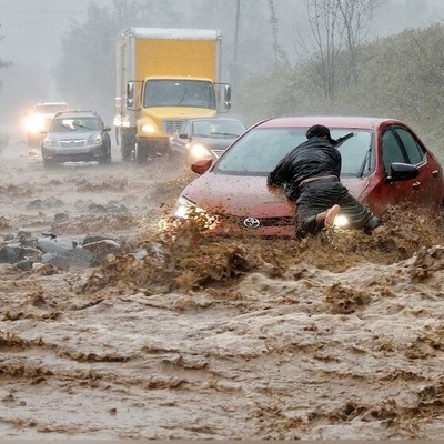 (عکس) لحظات هولناک طوفان هلن آمریکا که ترس به جونتون میندازه
