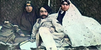 سفر با ناصرالدین‌شاه به بغداد: زن‌های عرب آمدند، تیمورمیزا با آن‌ها حرف زد، پول دادیم، کثیف بودند