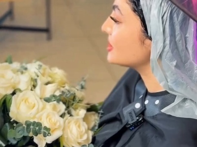 مریم مومن: دم عروسیم بابام به من میگفت اوغلوم یعنی پسرم! نگاهی به آمادگی های قبل عروسی مریم مومن برای احیای موهای فرفری اش+فیلم